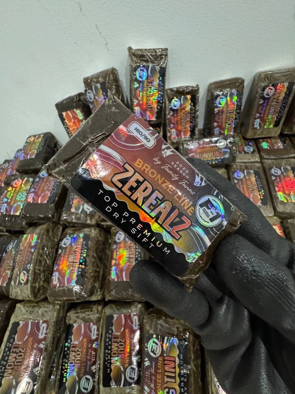 TOP PREMIUM DRY SIFT FARM