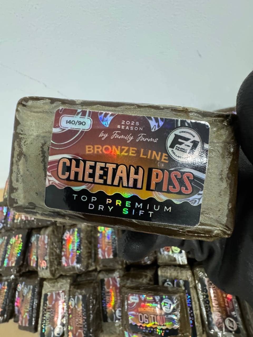 TOP PREMIUM DRY SIFT